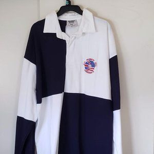 1 short sleeve and 1 long sleeve